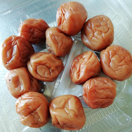甘くて食べやすい はちみつ風味梅干